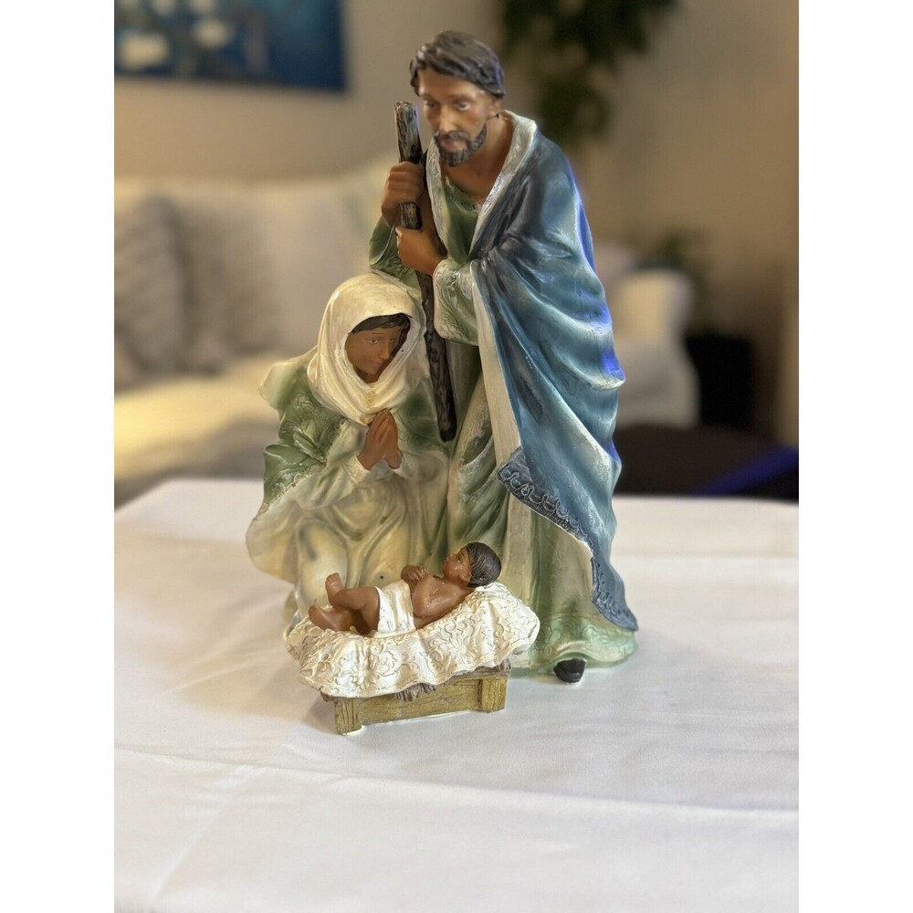 Love Light Nativity Set Mary Joseph Jesus Christmas Rare item NEW - Picture 2 of 11